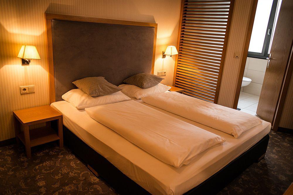 פרנקפורט Townhouse Hotel מראה חיצוני תמונה